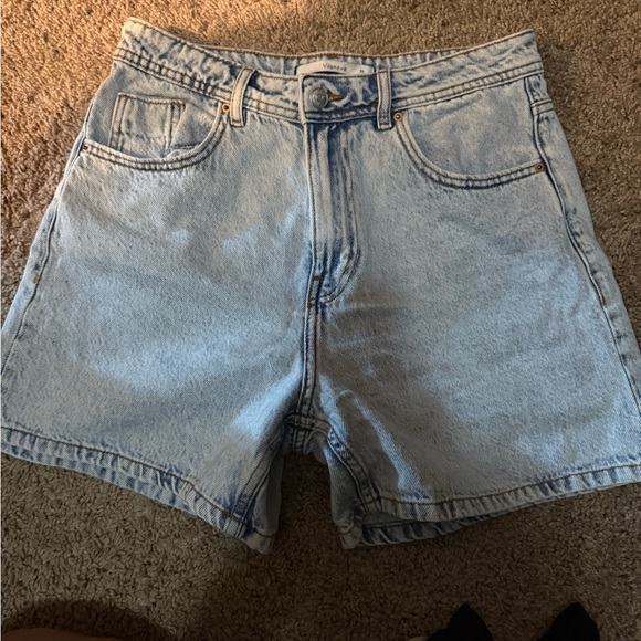 Classic Denim Women's Shorts - Picture 1 of 2